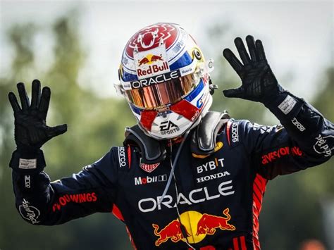 V Deo Lando Norris Rompe El Trofeo De Verstappen En La Celebraci N Del