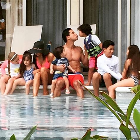 Mario Lopez Family Vacation | POPSUGAR Latina