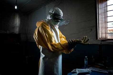 The Ebola Death Toll Exceeds 1 600 This Is What Its Like On The Front