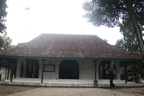 Liputan Khusus Ramadan Masjid Ringinagung Kepung Kediri Yang Berusia