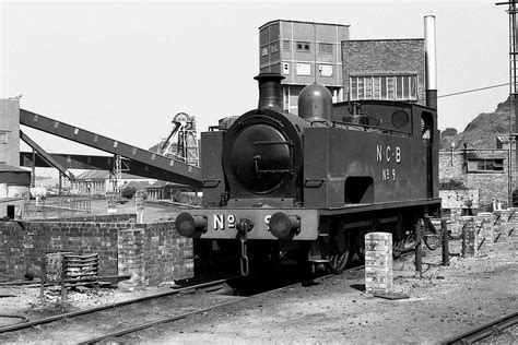 Ncb No 9 A Hudswell Clarke 0 6 0t Bedlay Colliery Glen Flickr