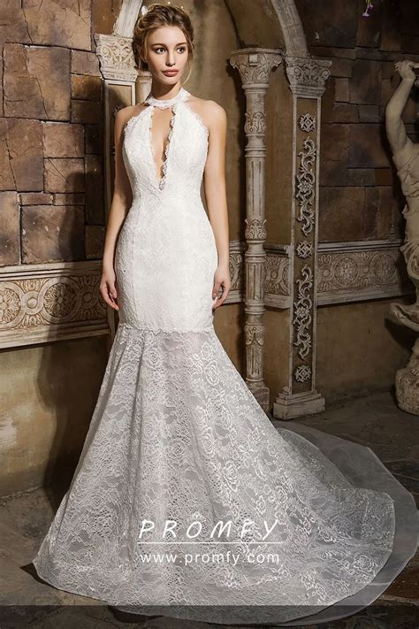 Scalloped Lace Plunging Halter Neck Wedding Dress Promfy