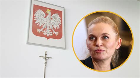 Zmiany w szkołach dotyczące ograniczenia lekcji religii Co jeszcze