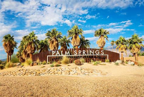 Sprinter Van Rental in Palm Springs: Explore Palm Springs Top Attractions