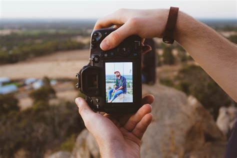 Viewfinder Vs Lcd Screen Which One Should You Use And Why Contrastly