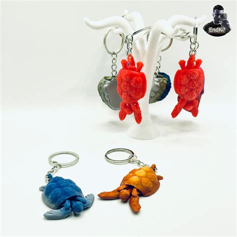 Cute Tiny Turtle Keychain - flexi Fin - Articulated - Print in Place