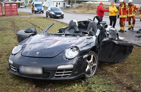 Porsche Fahrer bei Unfall getötet