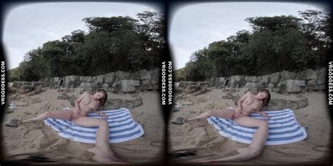 On Vacation With Mira Masturbating And Getting Off On A Tropical Beach In Italy Vr Porn Video