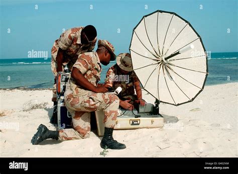 Operation Desert Storm Soldiers Hi Res Stock Photography And Images Alamy