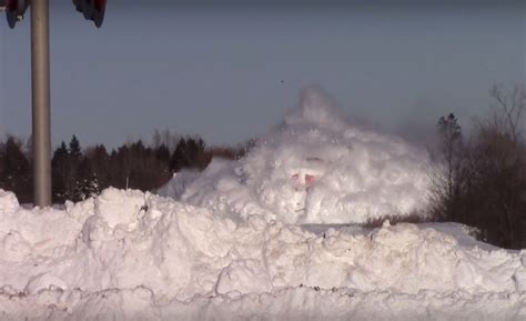 Watch: Train vs Snow | Canadian Train Plows Through Snow - Unofficial ...