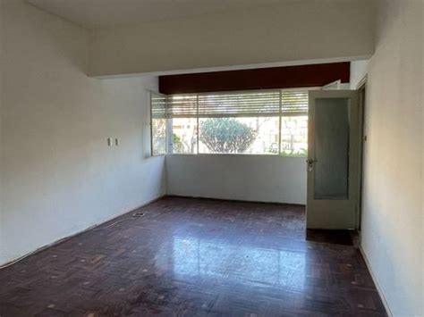 Casa En Venta De 3 Dormitorios C Cochera En Malvin Ref EE8E03