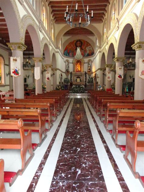 Jaime Ramos Méndez Nave central de la parroquia de El Carmen en Zamora