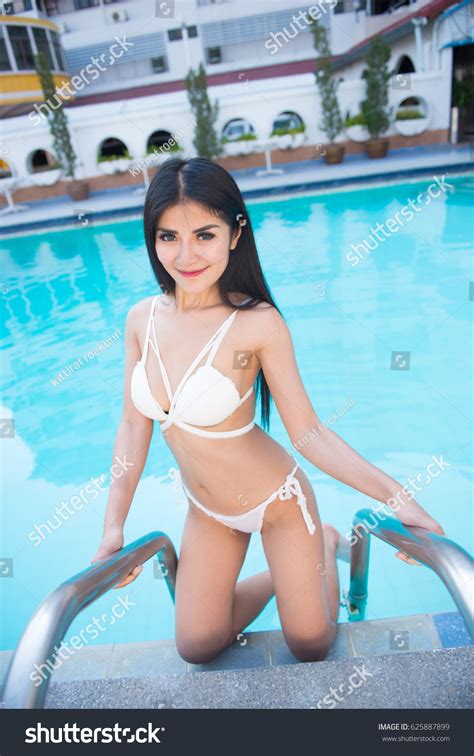Close Asian Sexy Woman White Bikini Stock Photo 625887899 Shutterstock