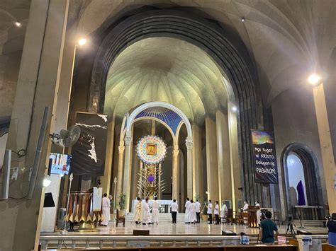 ABS CBN News On Twitter Baclaran Church Holds Mass Of The Lords Last