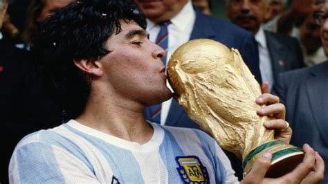 De Qué Murió Diego Armando Maradona Hector Ledezma