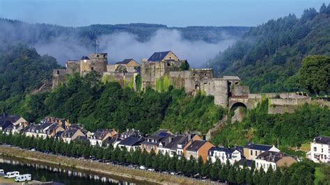 El Imponente Castillo De Bouillon B Lgica