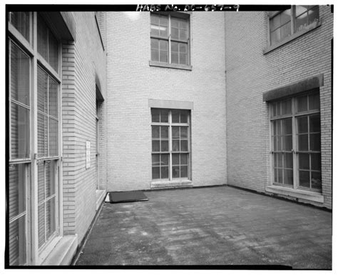 Fileoriginal Black And White Print View Of Unfinished Court And Vault