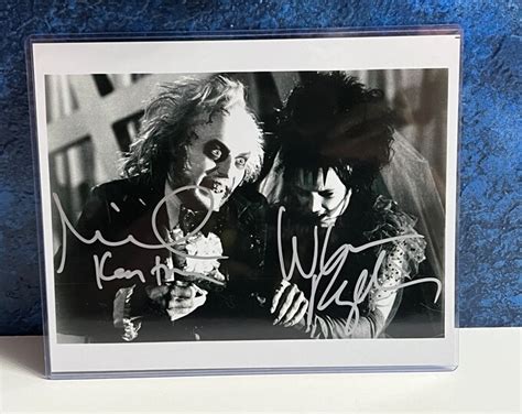 Beetlejuice Beetlejuice And Lydia Photo Signed By Michael Keaton And Wynona Ryder Coa