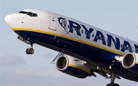 Une Mre Ivre Morte S Me La Pagaille Sur Un Vol Ryanair