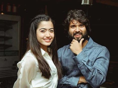 Vijay And Rashmika Wallpapers Wallpaper Cave