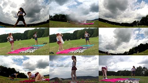 Outdoor No Panties Videos XVIDEOS