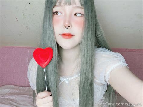 Sally Wu Sally Wu Nude OnlyFans Leaks Fappening FappeningBook