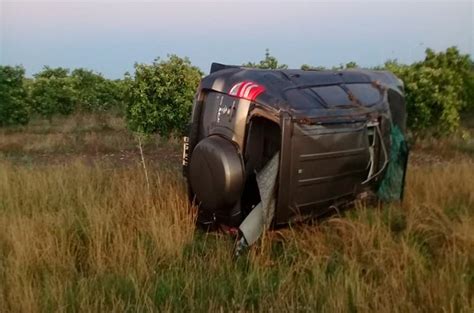 Adolescente abandonó a sus amigos heridos tras volcar la camioneta que