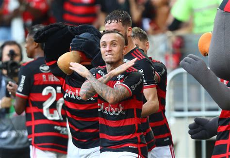 Everton Cebolinha enaltece atuação do Flamengo no Fla FluJogada 10