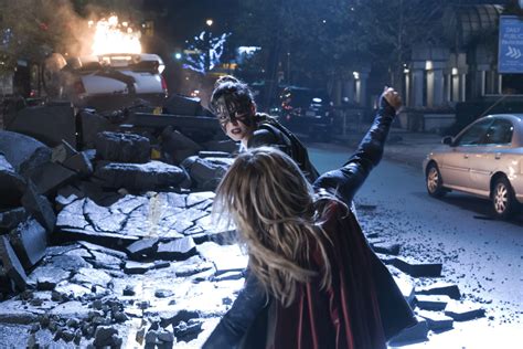 Supergirl Midseason Finale Recap Reign Kryptonsite