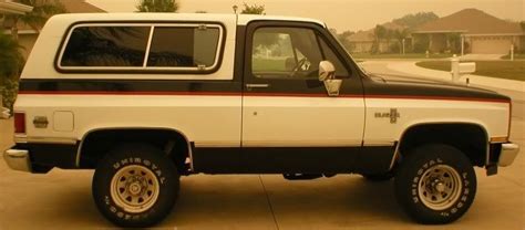 Image Result For Two Tone K5 Blazer Chevy Blazer K5 K5 Blazer Chevy Trucks