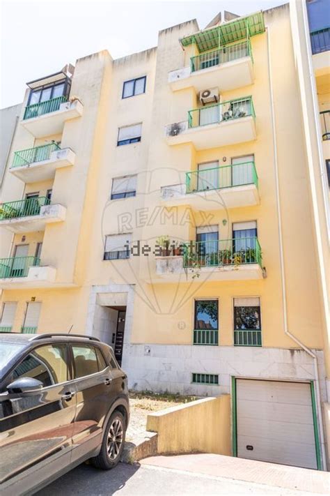 Apartamento T3 à venda na rua Pero Vaz de Caminha s n Pontinha e