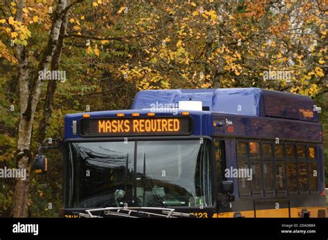 Digital Sign Mask Required On The King County Transit Metro Bus In