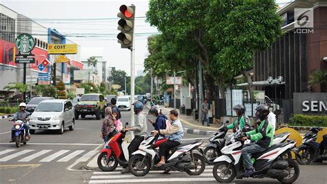 Lampu Merah Terlama Di Indonesia Bisa Menunggu Sambil Ngemil Hot