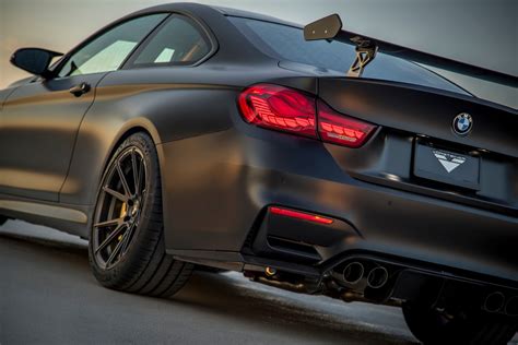 BMW M4 GTS by Vorsteiner gets some custom wheels