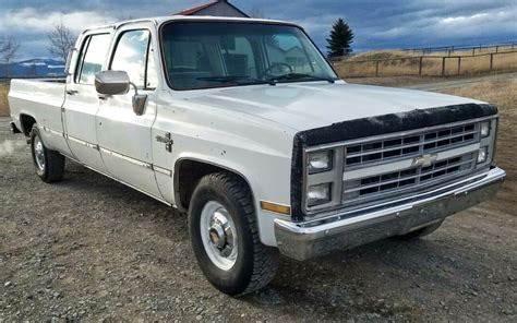 Original 454 1986 Chevrolet C20 Crew Cab Barn Finds