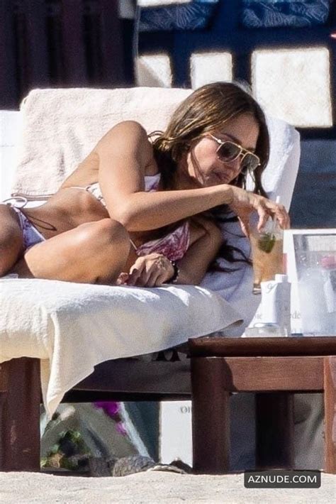 Jessica Alba Sexy Spotted Showing Off Her Sizzling Bikini Body In Los Cabos AZNude