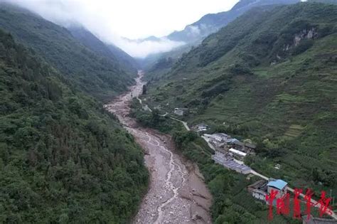 雅安汉源山洪泥石流灾害已致14人死亡，412名受威胁群众已安全转移安置