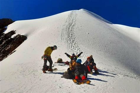 Huaraz Excursi N De Un D A Al Nevado Mateo Getyourguide