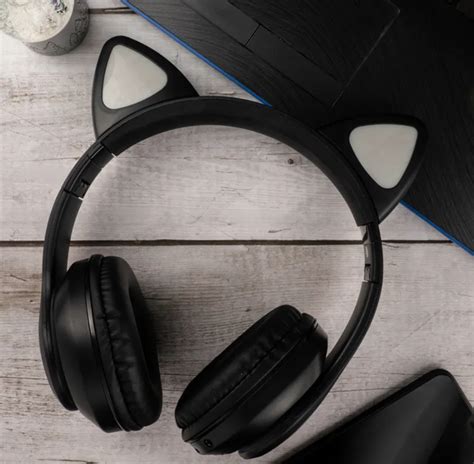Аккумуляторные беспроводные Блютуз наушники CAT EAR с подсветкой ...