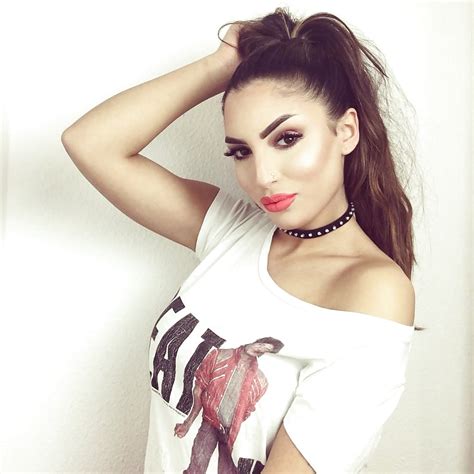 Sexy Dilan Hot Turkish Babe Photo X Vid