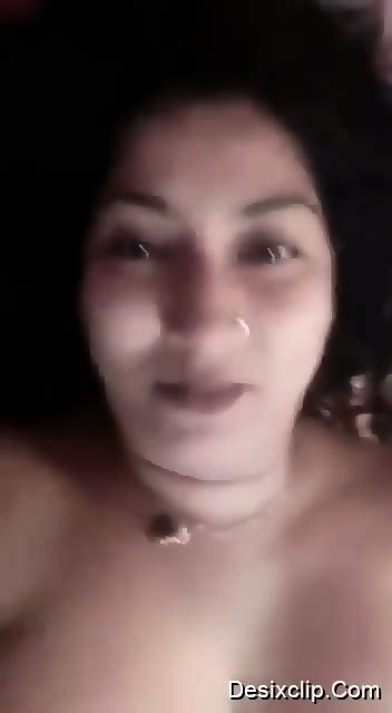 Horny Desi Bhabhi Nude Selfie For Bf Shows Hairy Pussy