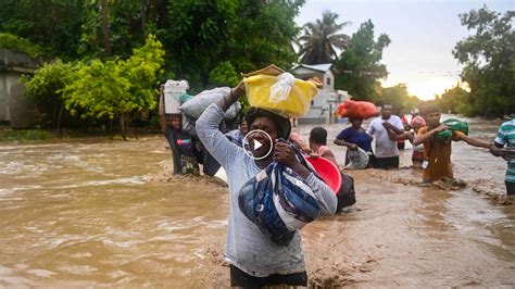 Deadly Flooding in Haiti Displaces Thousands - The New York Times