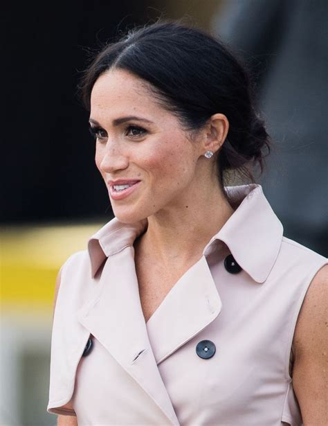 Meghan, Duchess of Sussex visits The Nelson Mandela Centenary ...