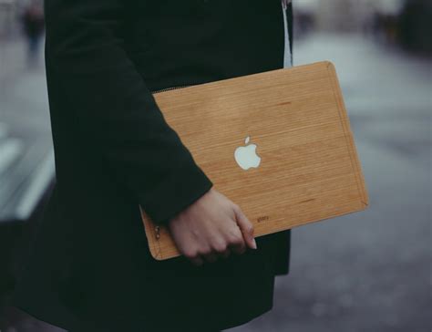 20 Awesome Accessories for Your New MacBook - Hongkiat