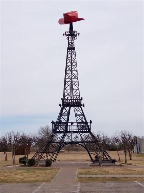 Eiffel Tower in Paris, TX. : r/mildlyinteresting