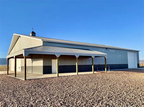 Gray Garage Large Roper Buildings