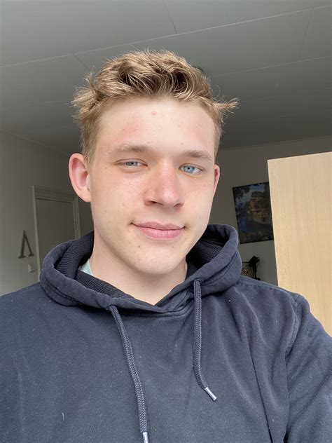 Good Afternoon Other Gay Ppl R Gaybrosgonemild