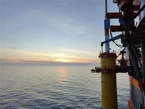 Van Oord Installs First Monopile Foundation At Rwes