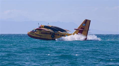 CRASH CL 215 Firefighting Plane Lost In Greece Mentour Pilot