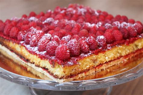 Recette De Tarte Framboises Et Moelleux Coco De Christophe Michalak